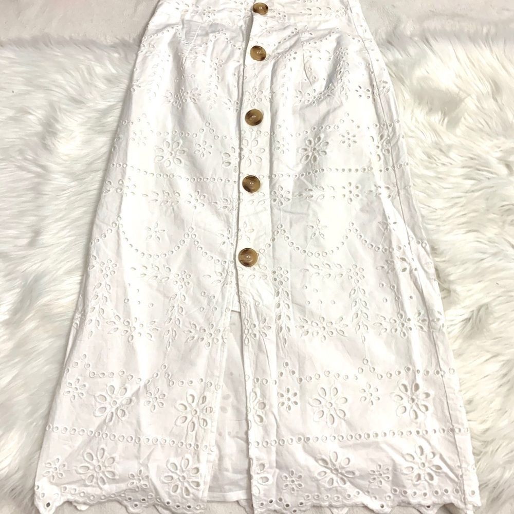 Ladies beautiful white skirt